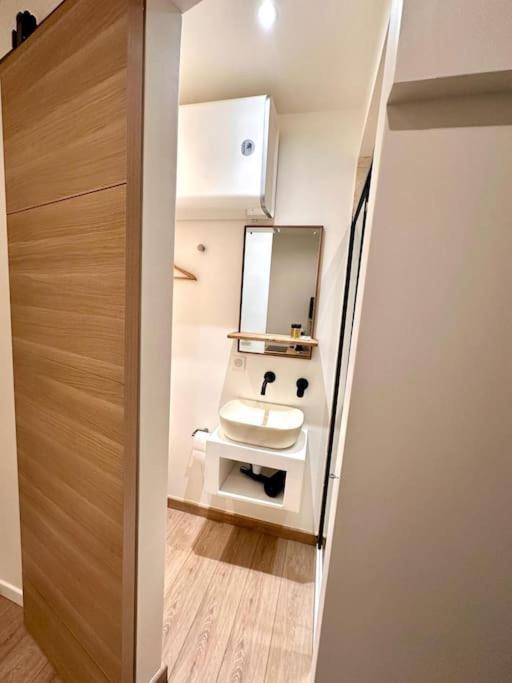 Rue Droite - Cosy Au Coeur Du Vieux-nice Apartment Nizza